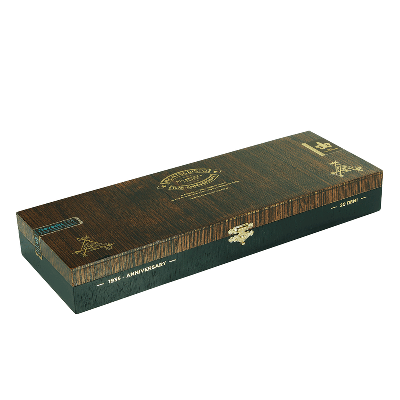 Montecristo 1935 Anniversary Nicaragua | Cigars International