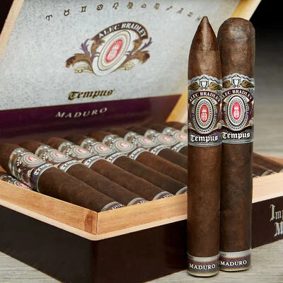 Alec Bradley Tempus Maduro