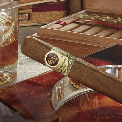 Padron 1964 Anniversary Series Natural