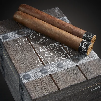 Rocky Patel The Edge Barrel-Aged Black