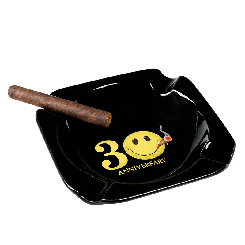 Smiley 4-Finger Ceramic Ashtray | Cigars International